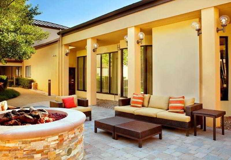 Courtyard Dallas Las Colinas Irving Exterior photo
